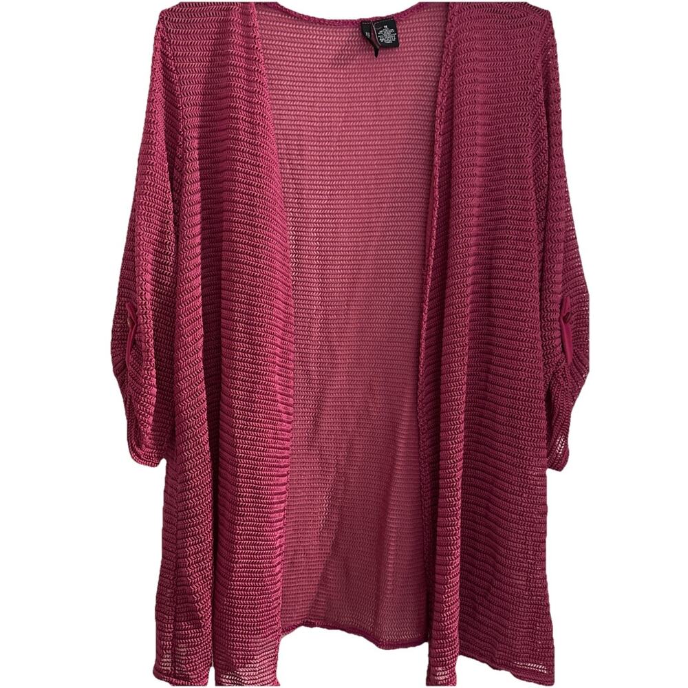 New Directions Women’s Size 1X Fuchsia Open Knit Cardigan 3/4 Sleeve With Tab